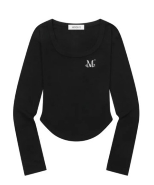 MUCENT(ムセント)の「◇MUCENT◇ブランド直輸入正規品/MARIEL SQUARE NECK CROP T マリエルスクエアネックグルミクロップ長袖Tシャツ(Tシャツ/カットソー・レディース・アイボリー/ブラック/グレー・FREE)」の1枚目の写真