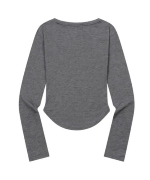 MUCENT(ムセント)の「◇MUCENT◇ブランド直輸入正規品/MARIEL SQUARE NECK CROP T マリエルスクエアネックグルミクロップ長袖Tシャツ(Tシャツ/カットソー・レディース・アイボリー/ブラック/グレー・FREE)」の9枚目の写真