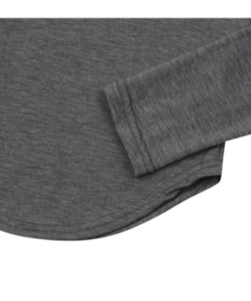 MUCENT(ムセント)の「◇MUCENT◇ブランド直輸入正規品/MARIEL SQUARE NECK CROP T マリエルスクエアネックグルミクロップ長袖Tシャツ(Tシャツ/カットソー・レディース・アイボリー/ブラック/グレー・FREE)」の10枚目の写真