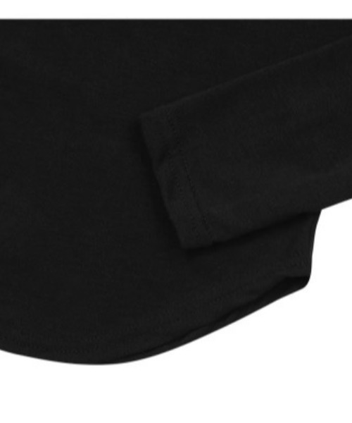 MUCENT(ムセント)の「◇MUCENT◇ブランド直輸入正規品/MARIEL SQUARE NECK CROP T マリエルスクエアネックグルミクロップ長袖Tシャツ(Tシャツ/カットソー・レディース・アイボリー/ブラック/グレー・FREE)」の6枚目の写真