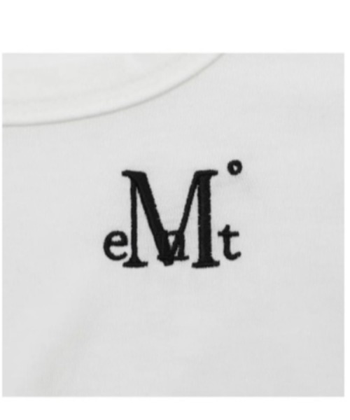 MUCENT(ムセント)の「◇MUCENT◇ブランド直輸入正規品/MARIEL SQUARE NECK CROP T マリエルスクエアネックグルミクロップ長袖Tシャツ(Tシャツ/カットソー・レディース・アイボリー/ブラック/グレー・FREE)」の8枚目の写真