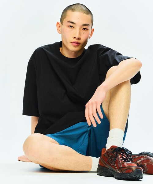 green label relaxing(グリーンレーベルリラクシング)の「WONDER CLOTH クルーネック 半袖 Tシャツ -ストレッチ・接触冷感・吸水速乾-(Tシャツ/カットソー・メンズ・ブラック/モカ/ダークグレー/ライトグレー/ロイヤルブルー・XL/L/M/S)」の13枚目の写真