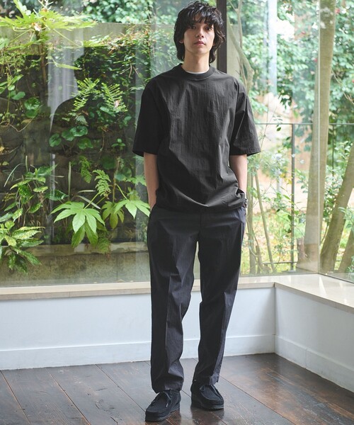 green label relaxing(グリーンレーベルリラクシング)の「WONDER CLOTH クルーネック 半袖 Tシャツ -ストレッチ・接触冷感・吸水速乾-(Tシャツ/カットソー・メンズ・ブラック/モカ/ダークグレー/ライトグレー/ロイヤルブルー・XL/L/M/S)」の8枚目の写真