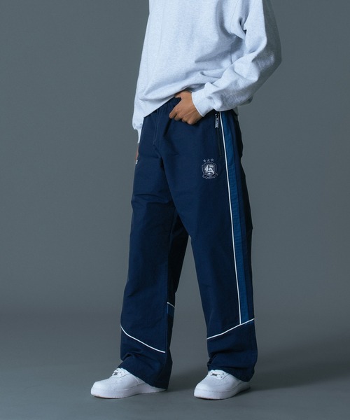 XLARGE(エクストララージ)の「NYLON TRACK PANTS(その他パンツ・メンズ・ブラック/ホワイト/ネイビー・XL/L/M/S)」の20枚目の写真
