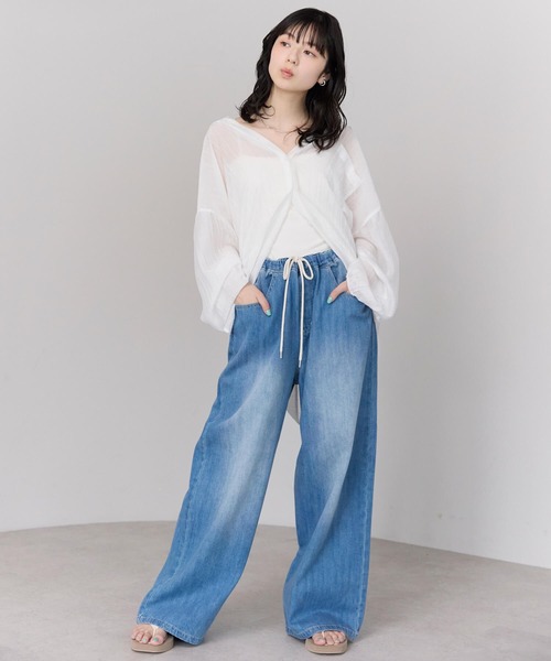 pocket（ポケット）の「【2サイズ展開】デニムイージーワイドパンツ（デニムパンツ・レディース・ブルー/ライトブルー/インディゴブルー/ホワイト/サックスブルー・M/L）」の8枚目の写真