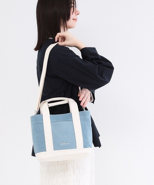 OPAQUE.CLIP（オペークドットクリップ）の「2WAYバイカラー帆布ミドルトート（トートバッグ・レディース・チャコールグレー/サックスブルー系/ベージュ・00）」の8枚目の写真
