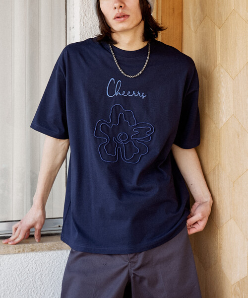 PUBLUX(パブリュクス)の「PUBLUX/パブリュクス <機能性素材>LOVE POP STUDIO コード フラワー Tシャツ 限定展開(Tシャツ/カットソー・メンズ・グレー/ホワイト/ネイビー・L/M/S)」の18枚目の写真
