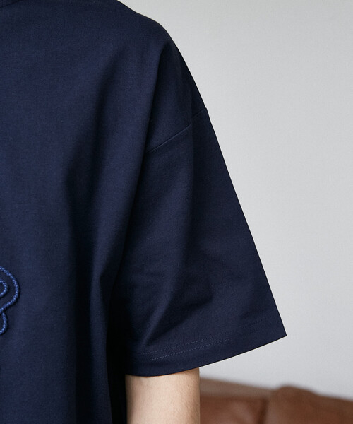 PUBLUX(パブリュクス)の「PUBLUX/パブリュクス <機能性素材>LOVE POP STUDIO コード フラワー Tシャツ 限定展開(Tシャツ/カットソー・メンズ・グレー/ホワイト/ネイビー・L/M/S)」の8枚目の写真