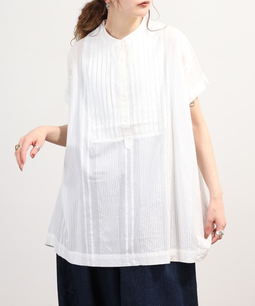 OMNES(オムネス)の「コットンドビータックフレンチスリーブブラウス(シャツ/ブラウス・レディース・ホワイト/ベージュ/ブラウン・FREE)」の1枚目の写真