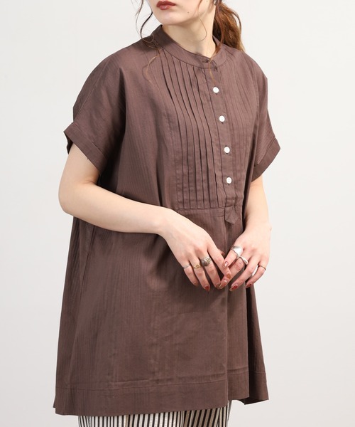OMNES(オムネス)の「コットンドビータックフレンチスリーブブラウス(シャツ/ブラウス・レディース・ホワイト/ベージュ/ブラウン・FREE)」の14枚目の写真