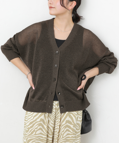 JOURNAL STANDARD relume（ジャーナルスタンダード　レリューム）の「《追加 / 新色》PEリネンルーズVカーディガン（カーディガン/ボレロ・レディース・ベージュ系その他/ブラック/チャコールグレー/ピンク系その他・FREE）」の2枚目の写真