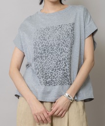 Munich（ミューニック）の「レオパード柄プリントタックスリーブTシャツ（Tシャツ/カットソー）」