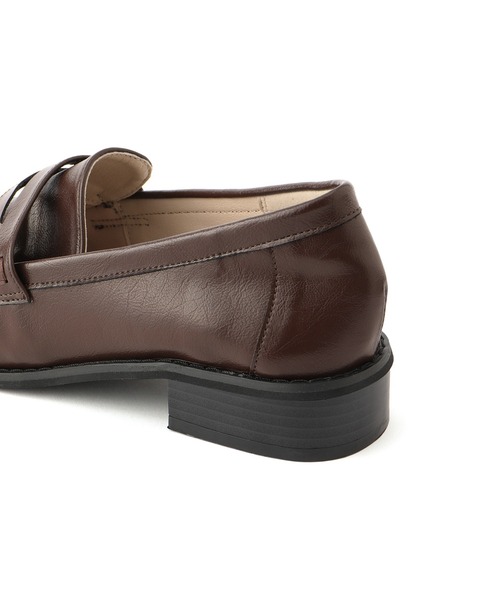 Juze（ジュゼ）の「ギャザーローファー（ローファー・レディース・ダークブラウン/ブラック・M/L）」の13枚目の写真