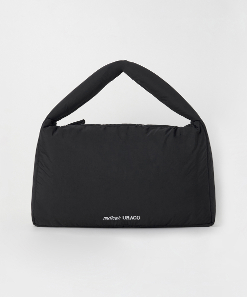URAGO（ユラーゴ）の「Large padded bag（トートバッグ・レディース・ブラック・FREE）」の3枚目の写真