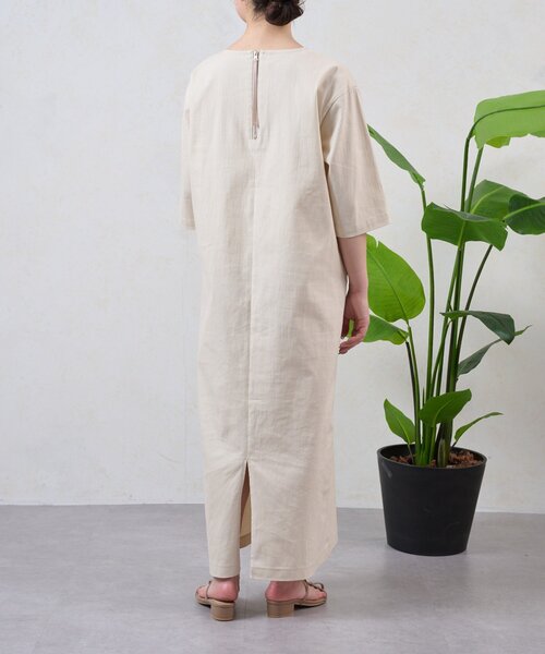 Jena espace merveilleux（ジェナ　エスパスメルヴェイユ）の「コットンストレッチワンピース（ワンピース・レディース・ベージュ/ブラック・FREE）」の22枚目の写真