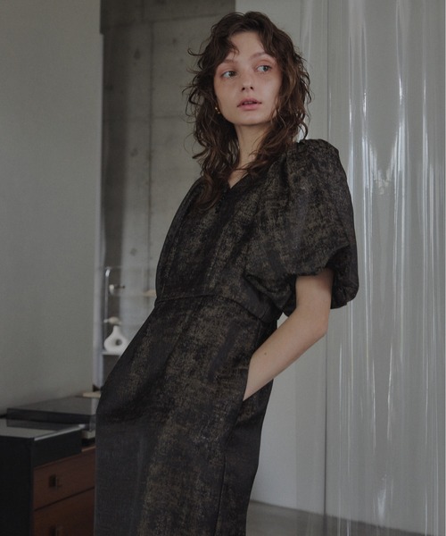 LE'RURE（リルアー）の「Jacquard puffsleeve dress（ドレス・レディース・ブラック/グレー・TALL/MEDIUM/SMALL）」の18枚目の写真