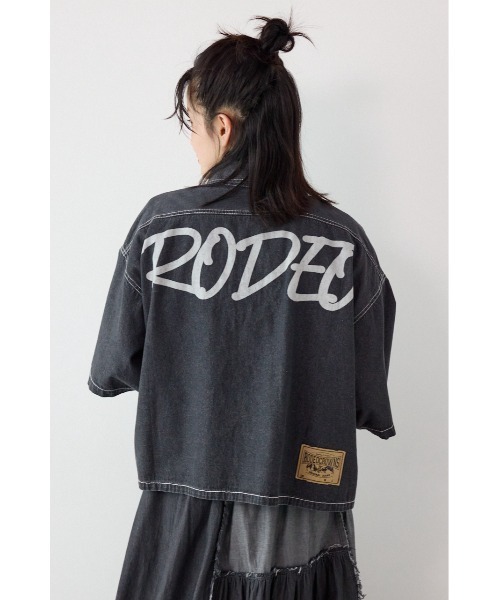 RODEO CROWNS WIDE BOWL（ロデオクラウンズワイドボウル）の「デニムワイドシャツ（シャツ/ブラウス・レディース・ブルー/ブラック/ライトブルー・FREE）」の17枚目の写真
