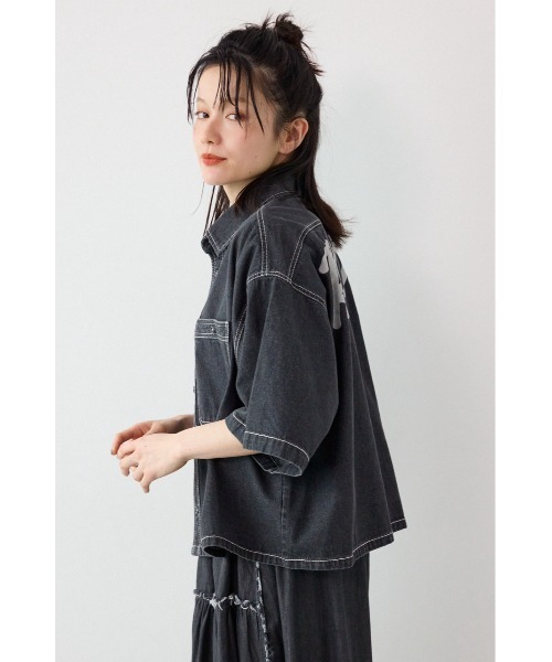 RODEO CROWNS WIDE BOWL（ロデオクラウンズワイドボウル）の「デニムワイドシャツ（シャツ/ブラウス・レディース・ブルー/ブラック/ライトブルー・FREE）」の18枚目の写真