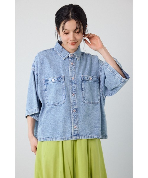RODEO CROWNS WIDE BOWL（ロデオクラウンズワイドボウル）の「デニムワイドシャツ（シャツ/ブラウス・レディース・ブルー/ブラック/ライトブルー・FREE）」の7枚目の写真