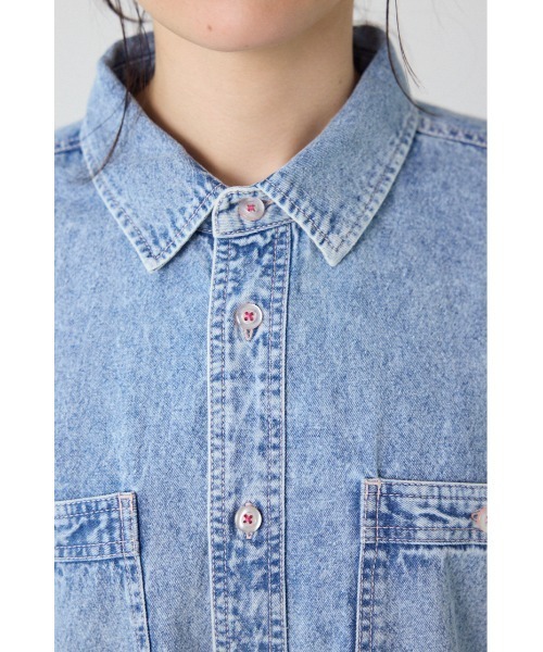RODEO CROWNS WIDE BOWL（ロデオクラウンズワイドボウル）の「デニムワイドシャツ（シャツ/ブラウス・レディース・ブルー/ブラック/ライトブルー・FREE）」の13枚目の写真
