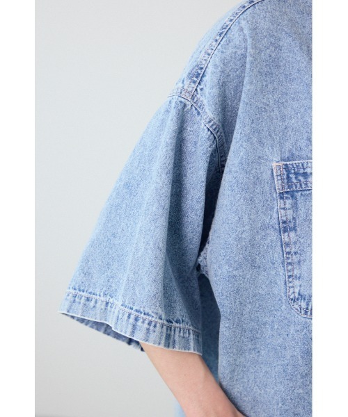 RODEO CROWNS WIDE BOWL（ロデオクラウンズワイドボウル）の「デニムワイドシャツ（シャツ/ブラウス・レディース・ブルー/ブラック/ライトブルー・FREE）」の14枚目の写真