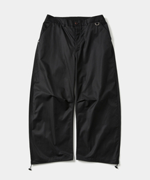 DNSR（ディーエヌエスアール）の「[アラウンドクローゼットxDNSR] デイリーカーブナイロンパンツ（スウェットパンツ）」