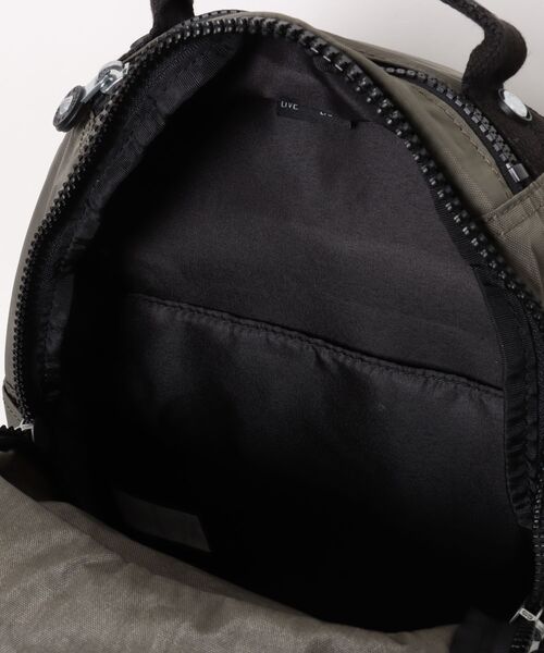 kipling(キプリング)の「【kipling】キプリング Basic SEOUL S リュック(バックパック/リュック・レディース・レッド/タン/カーキ・FREE)」の8枚目の写真