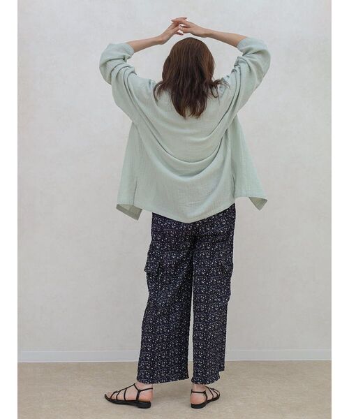 FIKA.(フィーカ)の「Linen cotton tailored jacket(テーラードジャケット・レディース・ブラック/ライトブルー/ベージュ/エンジ・MEDIUM)」の12枚目の写真