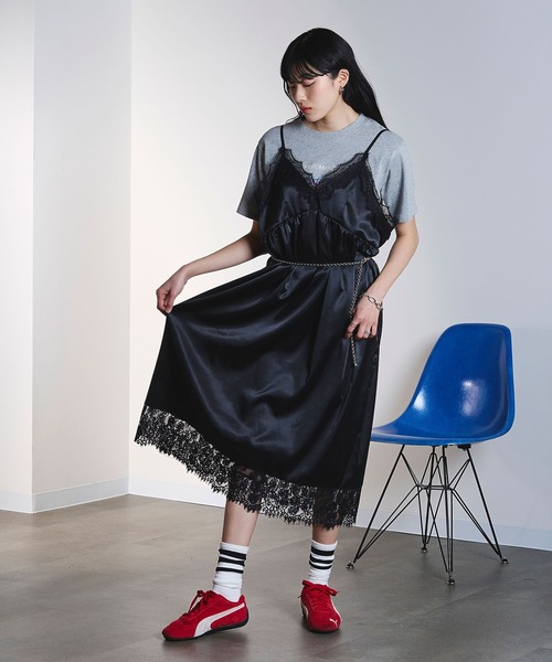 OKIRAKU（オキラク）の「(OKIRAKU×ROSEBUD)3WAY CAMI DRESS AND LOGO TEE SET（ワンピース・レディース・ブラック/ベージュ・ONE SIZE）」の12枚目の写真