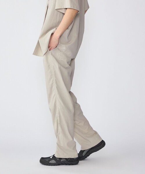 SHIPS（シップス）の「SHIPS:〈撥水〉netplus(R) イージー パンツ（その他パンツ・メンズ・ライトブルー/ネイビー/ベージュ・X-LARGE/LARGE/MEDIUM/SMALL）」の8枚目の写真