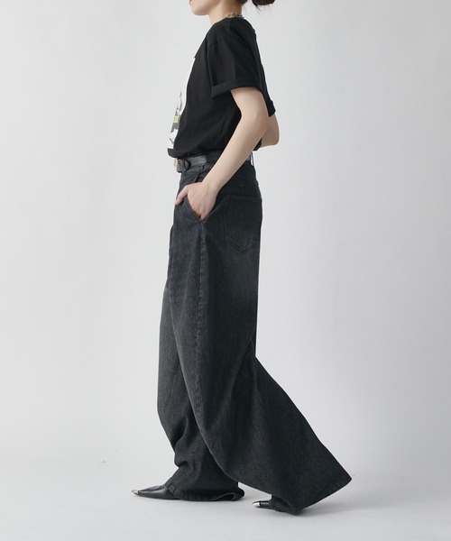 Lui's(ルイス)の「ドレープカーブデニムパンツ(デニムパンツ・レディース・ブラック/ブルー・36/38)」の9枚目の写真