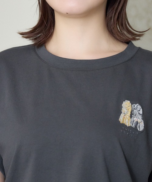 meeny miny(ミーニーマイニー)の「【メゾンテリア】ふわふわメレンゲワンちゃんTシャツ(Tシャツ/カットソー・レディース・グレイッシュベージュ/チャコールグレー/ホワイト・S-M/M-L)」の9枚目の写真