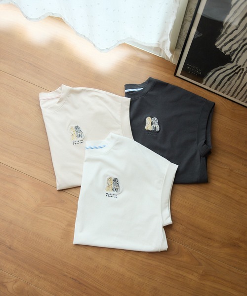 meeny miny(ミーニーマイニー)の「【メゾンテリア】ふわふわメレンゲワンちゃんTシャツ(Tシャツ/カットソー・レディース・グレイッシュベージュ/チャコールグレー/ホワイト・S-M/M-L)」の13枚目の写真