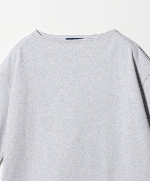 SAINT JAMES(セントジェームス)の「<SAINT JAMES>OUESSANT LOOSE/ルーズ ドロップ Tシャツ(Tシャツ/カットソー・メンズ・ライトグレー/ブラック・5/6/4)」の4枚目の写真