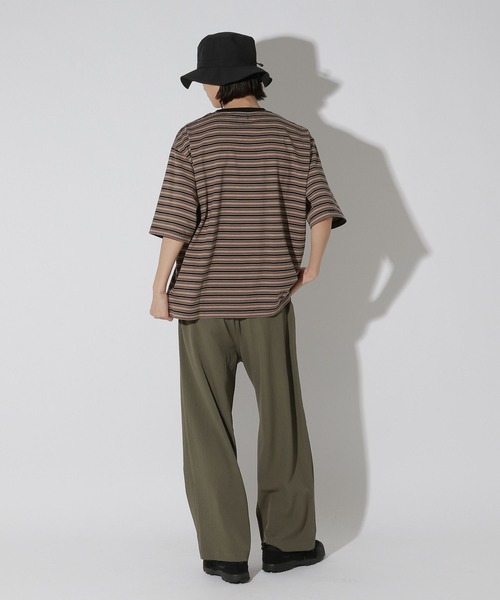 LAKOLE(ラコレ)の「マルチボーダーTEE / 805957(Tシャツ/カットソー・メンズ・ブラウン/イエロー/ブルー・MEDIUM/LARGE)」の5枚目の写真