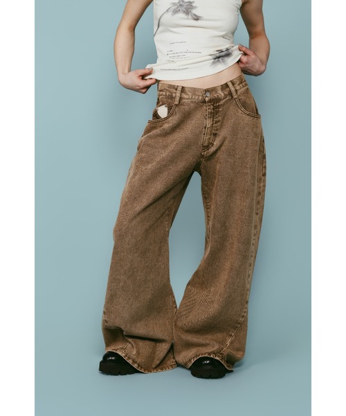 Knuth Marf(クヌースマーフ)の「wide bell-bottom denim pants(デニムパンツ・レディース・ブラウン/ブラック/グレー・X-SMALL/SMALL/MEDIUM)」の22枚目の写真