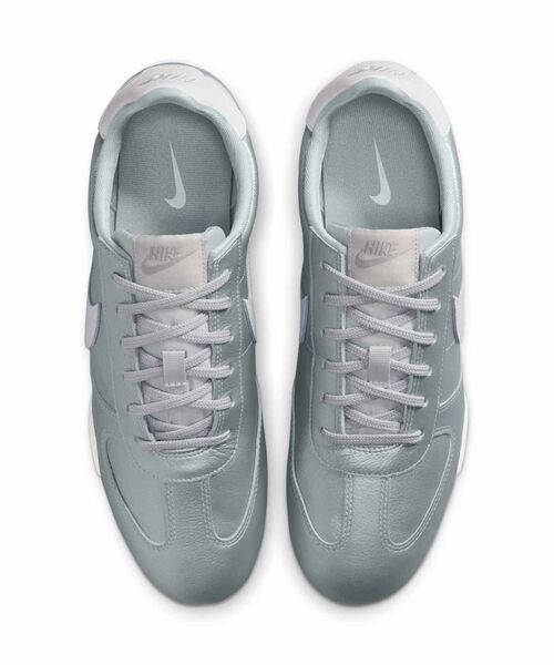 NIKE(ナイキ)の「ナイキ スプリント シスター ウィメンズシューズ / Nike Sprint Sister Women's Shoes II6984-001 Metallic Silver(スニーカー・レディース・シルバー・23/22.5/26/25/25.5/24.5/24/23.5/22)」の10枚目の写真