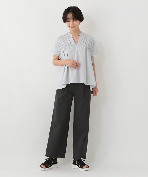 Afternoon Tea(アフタヌーンティー)の「クールイージーストレートパンツ(その他パンツ・レディース・ライトベージュ/ダークグレー/ネイビー・MEDIUM)」の4枚目の写真