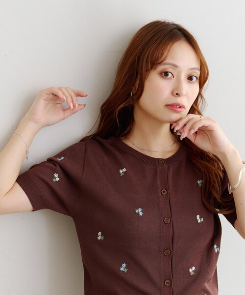 DISCOAT（ディスコート）の「【前後2WAY】花柄刺繍半袖カーディガン（カーディガン/ボレロ・レディース・アイボリー/ブラウン・FREE）」の11枚目の写真