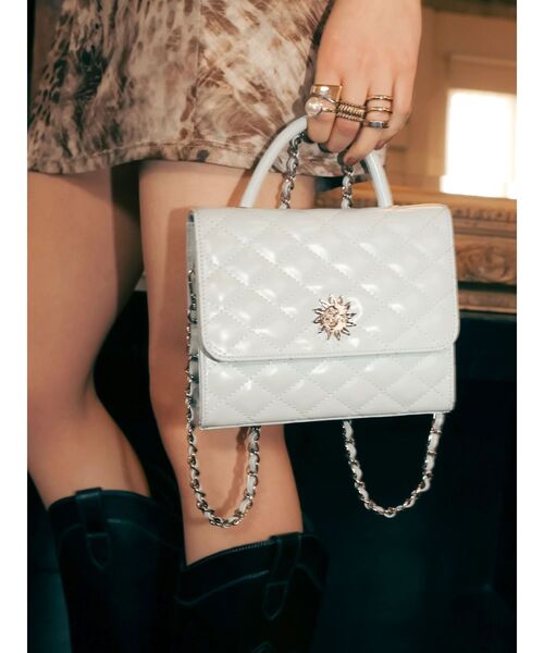 EVRIS（エヴリス）の「SUNNY MOTIF キルティングショルダーBAG（ショルダーバッグ・レディース・ブラック/ブルー/ホワイト・FREE）」の6枚目の写真