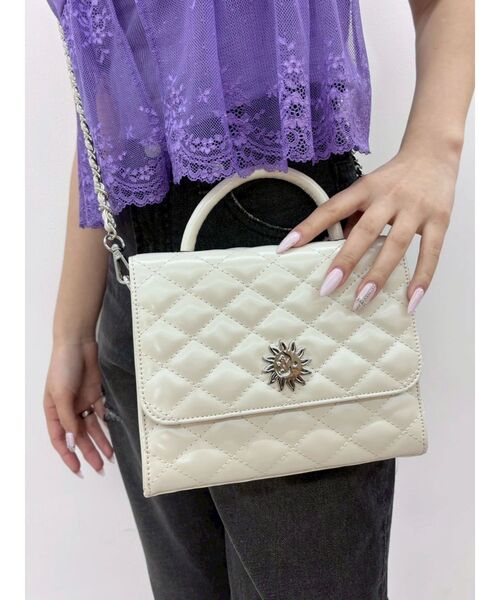 EVRIS（エヴリス）の「SUNNY MOTIF キルティングショルダーBAG（ショルダーバッグ・レディース・ブラック/ブルー/ホワイト・FREE）」の16枚目の写真