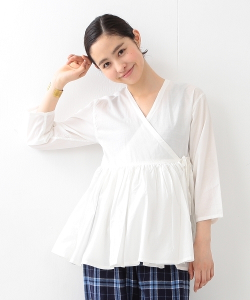 BEAMS BOY（ビームスボーイ）の「BEAMS BOY / シャンブレー カシュクール（シャツ/ブラウス・レディース・ホワイト/ベージュ/ブルー・ONE SIZE）」の6枚目の写真