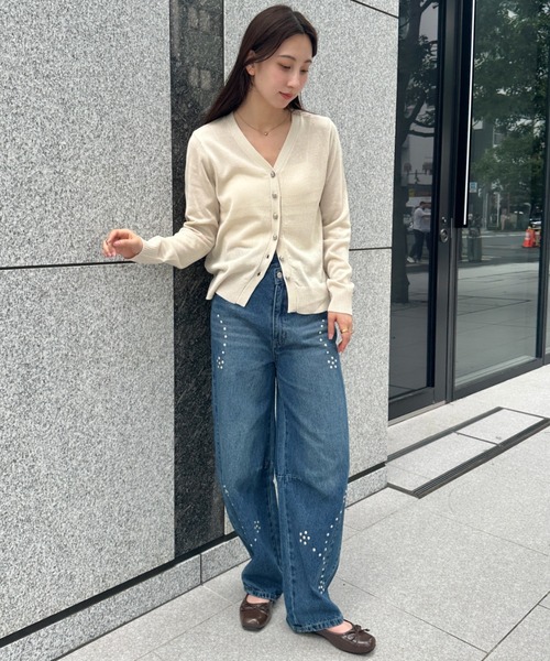 MYMOOD.(マイムード)の「スタッズアシメカーブデニムパンツ(デニムパンツ・レディース・ブルー・M)」の22枚目の写真
