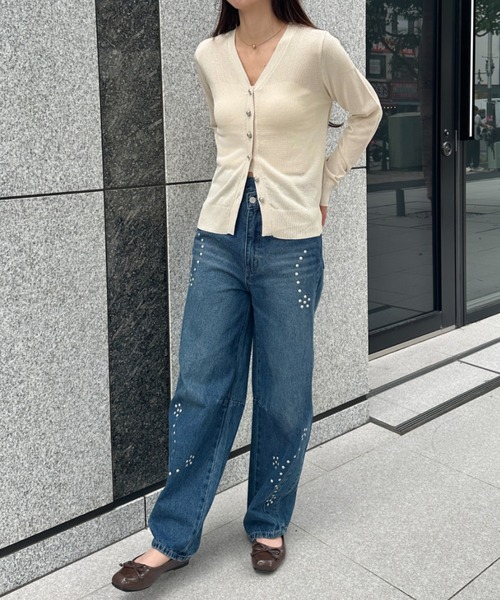 MYMOOD.(マイムード)の「スタッズアシメカーブデニムパンツ(デニムパンツ・レディース・ブルー・M)」の20枚目の写真