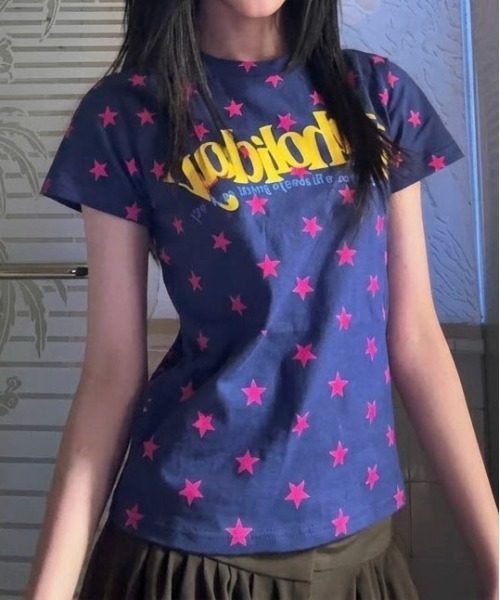 SHEPP(シープ)の「星柄プリントフロントロゴアソート 半袖Tシャツ タイトフィット ピチT(Tシャツ/カットソー・レディース・ピンク/ブラウン/ブルー・M/S)」の14枚目の写真