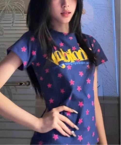 SHEPP(シープ)の「星柄プリントフロントロゴアソート 半袖Tシャツ タイトフィット ピチT(Tシャツ/カットソー・レディース・ピンク/ブラウン/ブルー・M/S)」の11枚目の写真