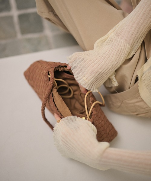 LAULEN（ローレン）の「woven shoulder handbag /編み込みショルダーハンドバッグ（ショルダーバッグ・レディース・ブラウン/ダークブラウン/ライトグリーン/パープル・FREE）」の11枚目の写真