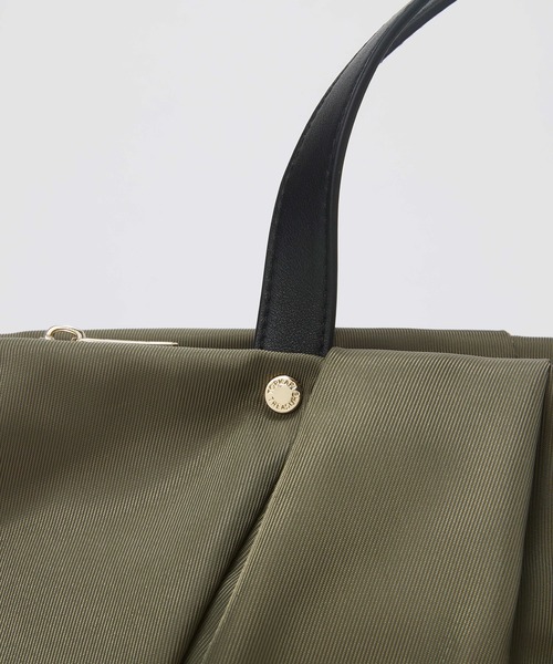 TREASURE TOPKAPI(トレジャートプカピ)の「【TREASURE TOPKAPI】Lien リヤン タックシルエット 2WAY トートバッグ / 軽量 / A4対応(トートバッグ・レディース・ブラック/ベージュ/カーキ・FREE)」の19枚目の写真
