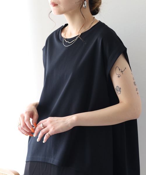 hunch(ハンチ)の「hunch ノースリーブレイヤードトップス(Tシャツ/カットソー・レディース・ボルドー/オフホワイト/ブラック・FREE)」の2枚目の写真