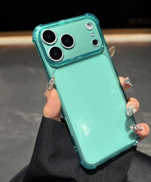 Fun & Daily(ファンアンドデイリー)の「Clear Color iPhone 16 17 Pro ProMax Case / アイフォンカラーケース(スマホケース/カバー・レディース・グリーン/ブラック/クリア/イエロー/オレンジ/パープル・iPhone 17 Pro/iPhone 17/iPhone 16/iPhone 17 Pro Max/iPhone 16 Pro)」の11枚目の写真
